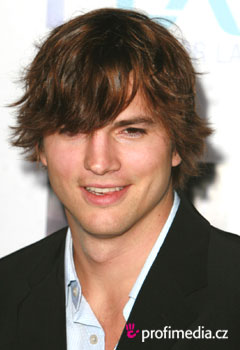 Promi-Frisuren - Ashton Kutcher