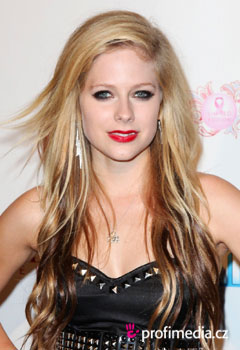 Coafurile vedetelor - Avril Lavigne