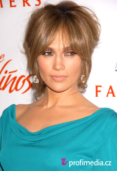 Fryzury gwiazd - Jennifer Lopez