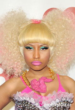 Coafurile vedetelor - Nicki Minaj