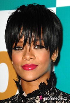 Peinados de famosas - Rihanna