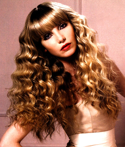 Trendy fryzury - ANNE MCGUIGAN HAIR&BEAUTY