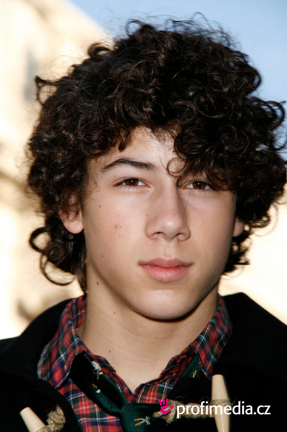 Nick Jonas - - hairstyle - easyHairStyler