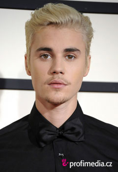 Účesy celebrit - Justin Bieber