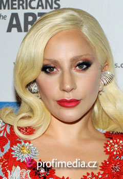 Účesy celebrit - Lady Gaga