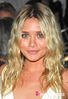 Peinados de famosas - Ashley Olsen
