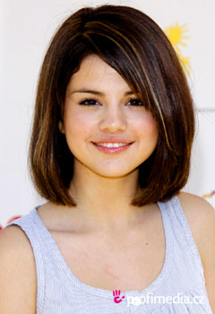 Promi-Frisuren - Selena Gomez