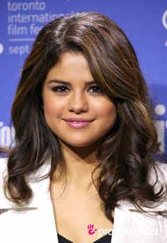 Acconciature delle star - Selena Gomez
