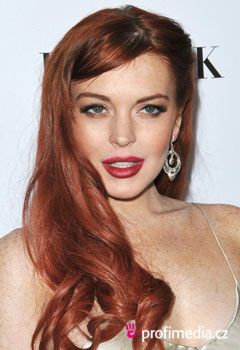 Účesy celebrít - Lindsay Lohan