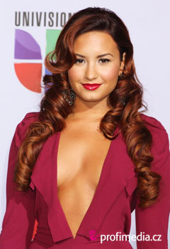 Peinados de famosas - Demi Lovato