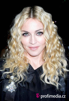 Fryzury gwiazd - Madonna