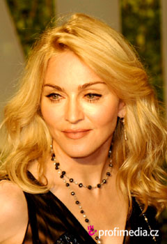 Fryzury gwiazd - Madonna
