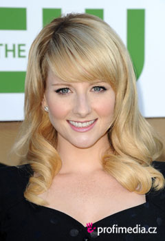 Coafurile vedetelor - Melissa Rauch