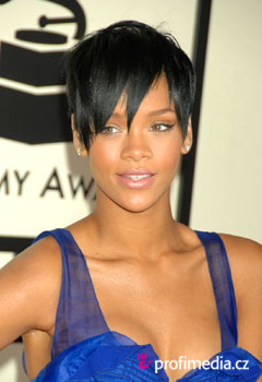 esy celebrit - Rihanna
