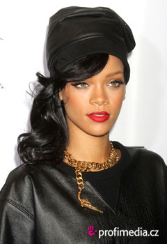 Účesy celebrit - Rihanna