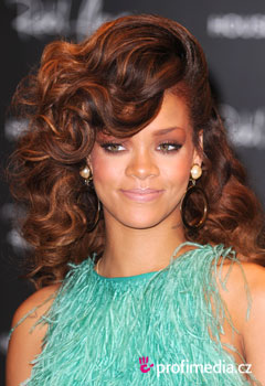 esy celebrit - Rihanna