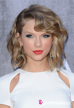 Coafurile vedetelor - Taylor Swift