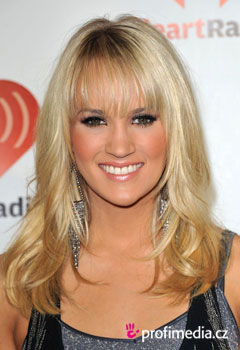 Acconciature delle star - Carrie Underwood